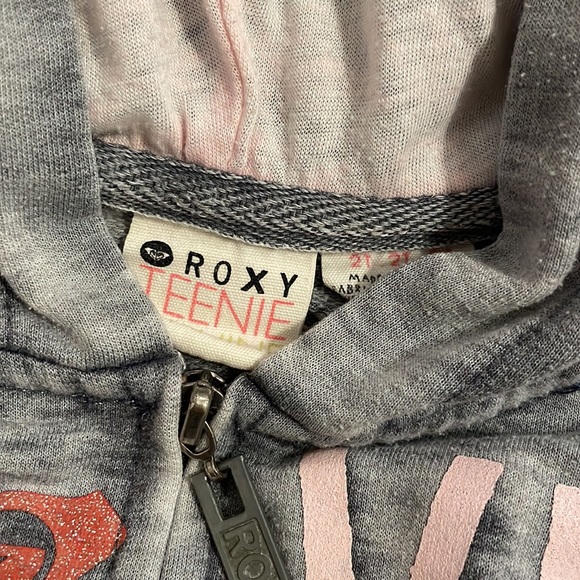 Girl bundle size 2T - Picture 6 of 6